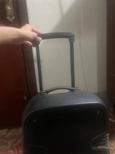 box stand sb Kuch available hai