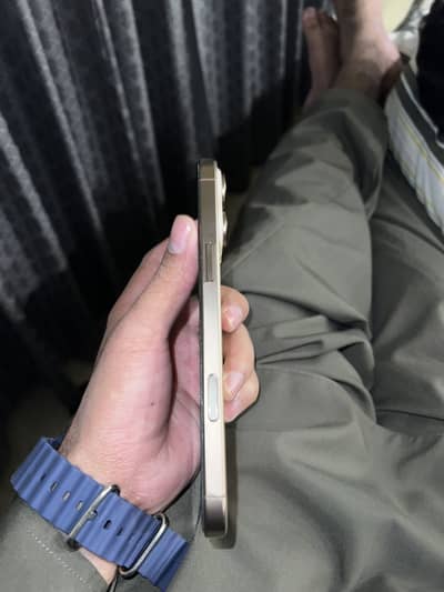 Iphone 16 promax 256 gb JV 230k