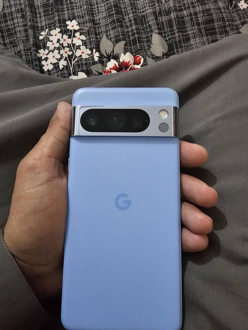 Google pixel 8pro 0