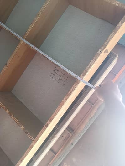 Best shelf for sale. 4x6 ft Do shelf hain