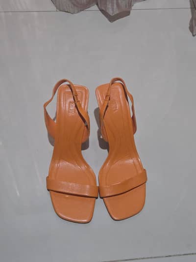ZARA Vibrant Orange Slingback Heeled Sandals - Size 39