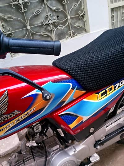 Honda 70  new.