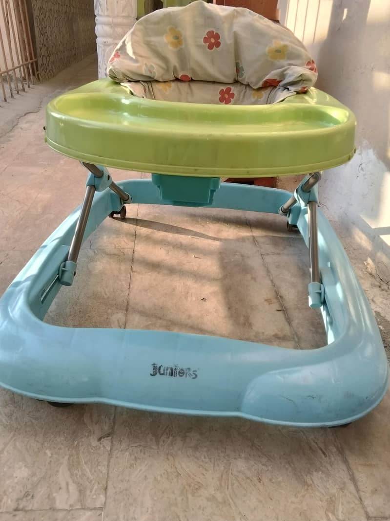 Juniers walker 1