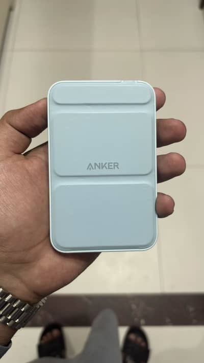 Anker Wireless Power Bank