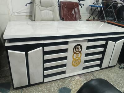 executive office table and furniture