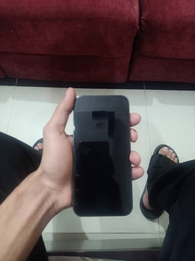Iphone 13 pro jv back cracked