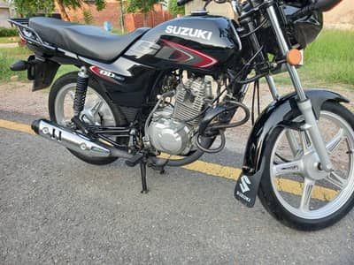Suzuki gd 110s bike urgent for sale only serious buyers rabta krein