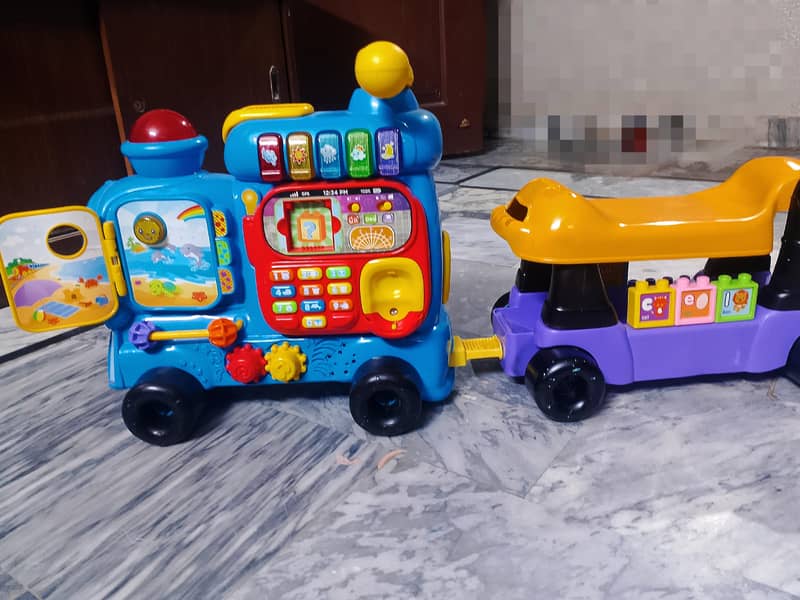 VTech train rideons 3