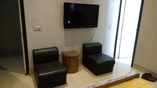 Main Cantt Well Furnished Bedroom Available For Rent Beautiful Location near Girja Chowk Cantt