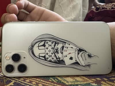 Only battery replace , baqi 10/10 ,no scratches ,256 gb memory