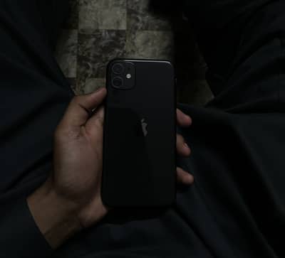 IPHONE 11 9/10 CONDITION BLACK COLOR