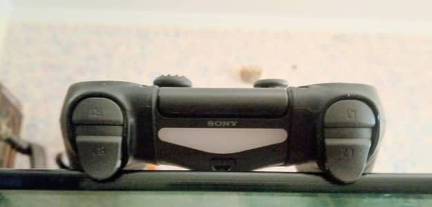 PS4 DualShock 4 Controller – Original Sony  Working Condition
