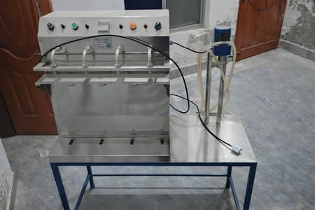 Automatic Oil, Water, Leaquid Filling machine urgent saleee