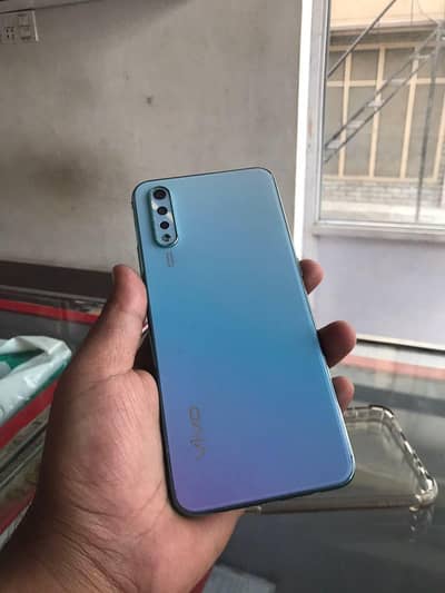 vivo s1