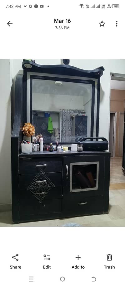 bed wardrobe & dressing