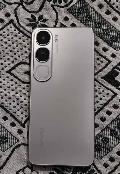 vivo y200 like new