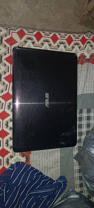 Asus laptop ,8, 500gb 7 gen ,corei5