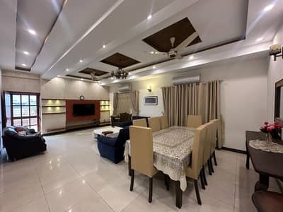 3 Bedrooms Penthouse Available for Sell in Askari 11 Lahore