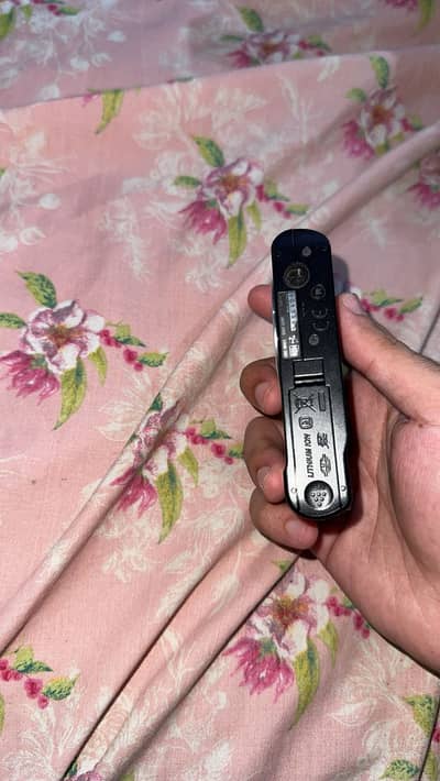 Sony w800 in very good condition never used