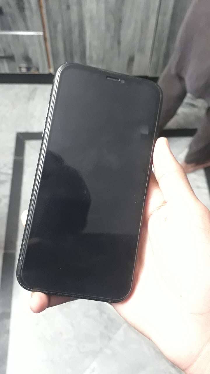 iPhone Xr 1