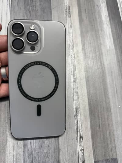 15pro Mx condition 10/10 256gb NonPTA Health 93 charger cable Box av
