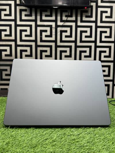 MacBook Pro A2442 14inch M1 Pro 16GB 1TB SSD – Premium Laptop