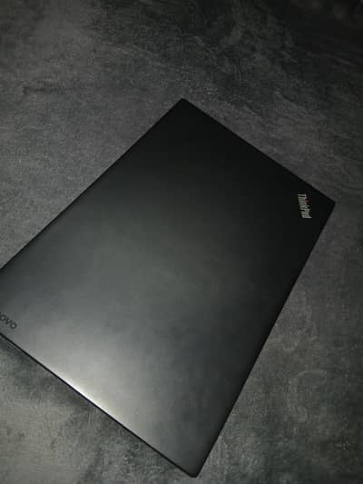 lenovo thinkpad , core i5  7gen  8gb ram 256gb storage very smooth