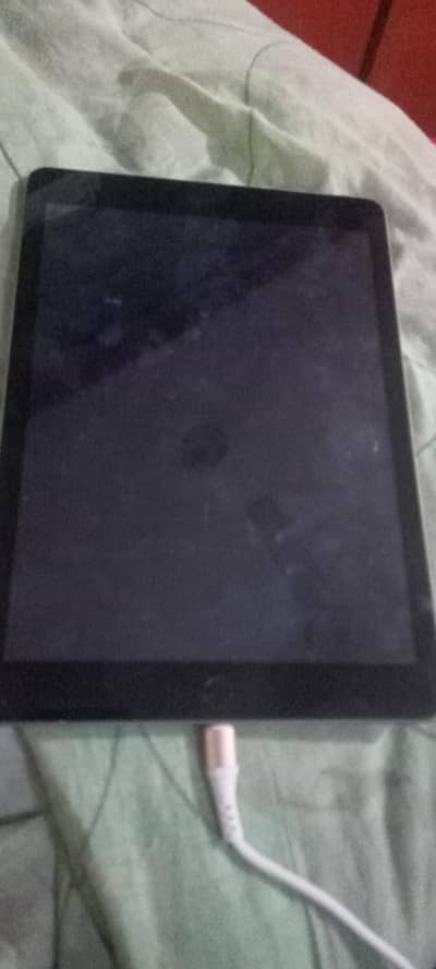 dead ipad 6 gen urgent sale