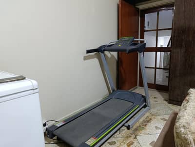 Reebok i-Run 4.0 Treadmill | Ultra Compact & Space Saving |