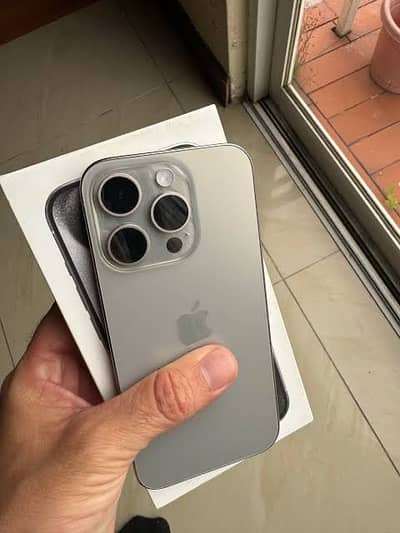 iPhone 15 pro pta 128gb