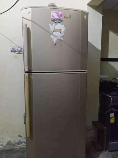 Fridge for sale very good condition Hair company Shaheen fridge 