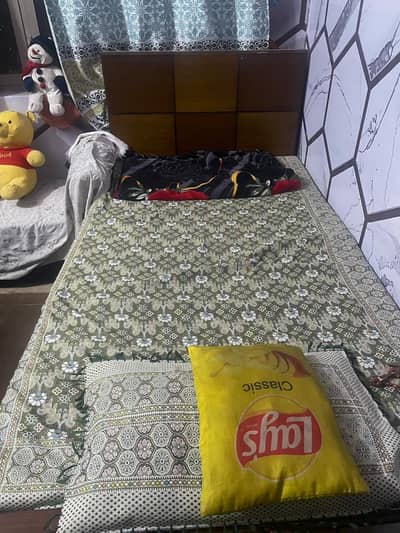 Single bed with Mattress all okay