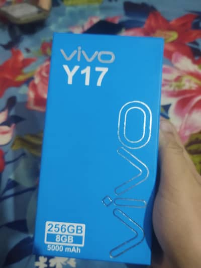 1 month use New condition Double sim pta proved with box.