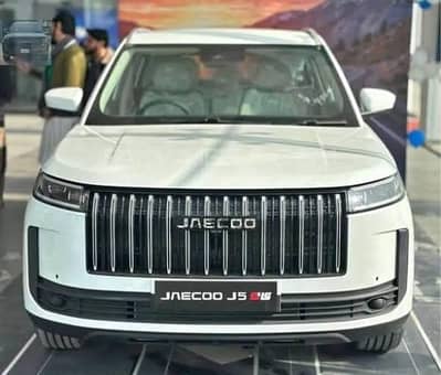 jaecoo j5 premium black in April and white in may