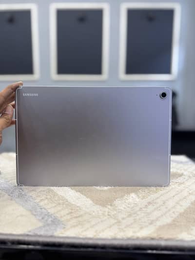 Samsung galaxy tab S10 Fe plus