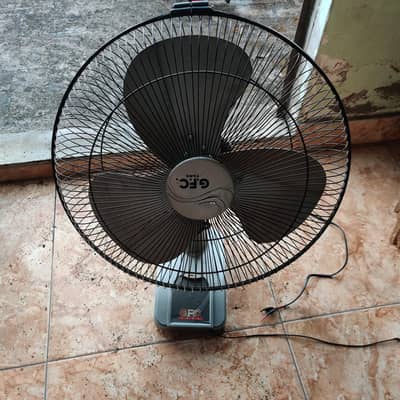 GFC Bracket Fan - Heavy Duty / Powerful Airflow