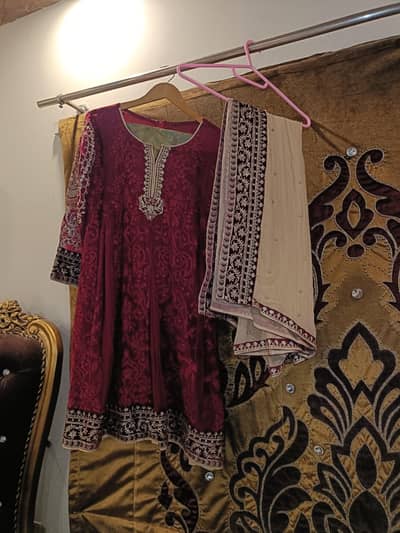 Decent and elegant dresses for sale