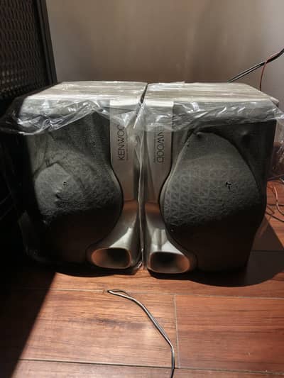 Kenwood 6 inch  original pair