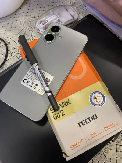 Tecno Spark GO 2  4/64Gb