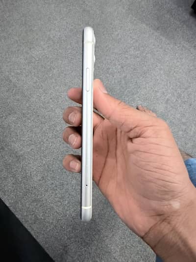 iPhone 11 pta approved 128 GB 10/10 body