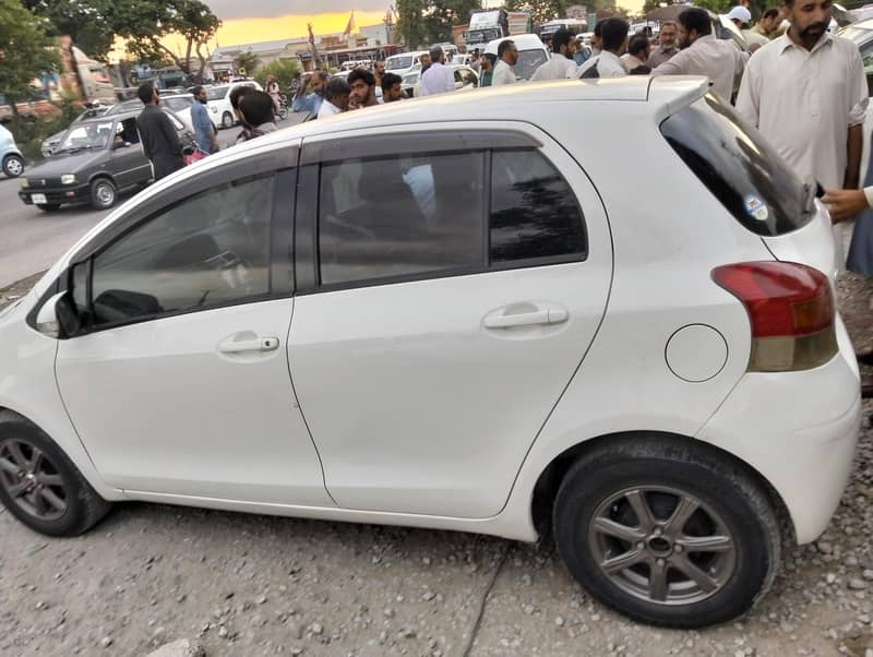 vitz  automatic 2010/13 model 9