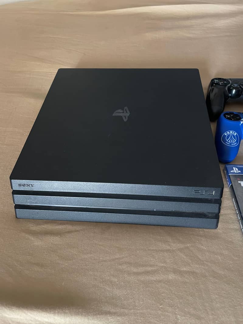 ps4 pro 1tb 2