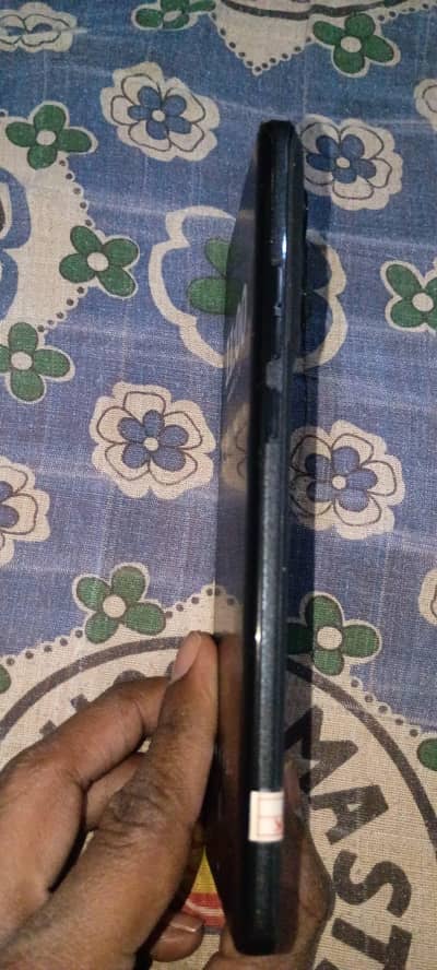 Motorola Edge 2024 8+8-16 GB Ram/256 Gb Memory.