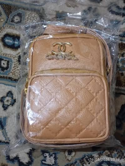 Elegant Quilted Crossbody Bag for Women – Brand New