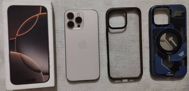 Iphone 16 pro max Factory Unlocked Like a New with box