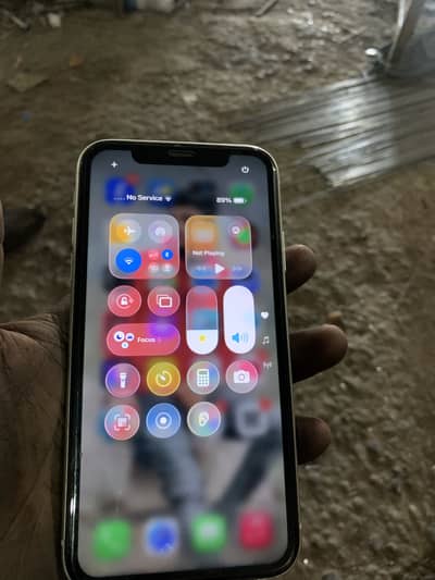 iphone 128gb factory unlock white color exchange posi