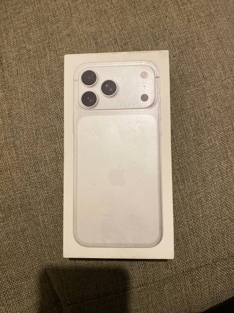 Iphone 17 pro max (box pack) 0