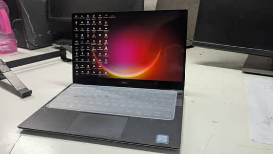 DELL XPS QHD+, i7-8th gen 8/256 Laptop For Sale
