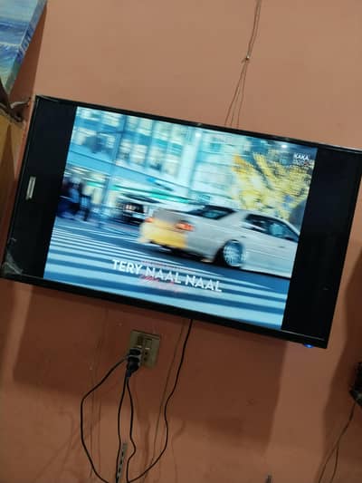 Almost New Condition Less Used  Samsung 40inch Smart Android LCD