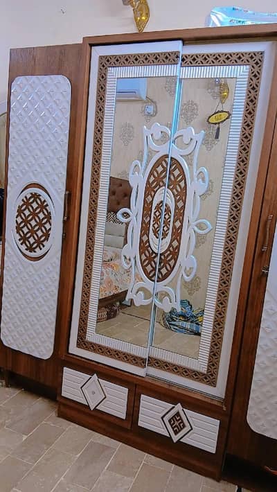 Stylish Wooden Bedroom Full Set – Excellent Condition